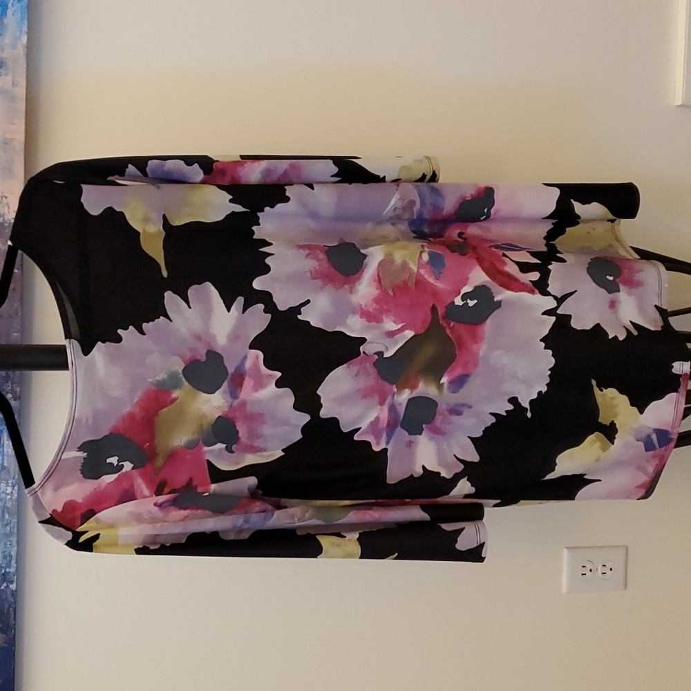 Flora Tunic - Picture 2 of 3